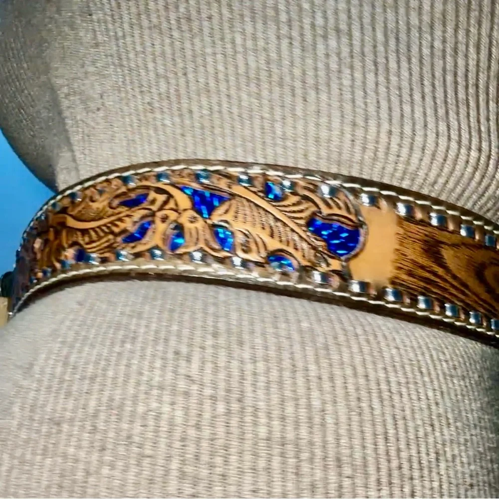 Wilson Brown Leather Belt with‎ Silver Lacing Engraved BEV Size 32 Excellent